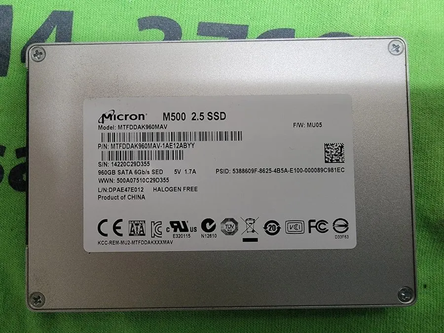 SSD-накопитель Micron M500 2.5" SSD 960GB SATA 6Gb/s SED MTFDDAK960MAV 95% Healt