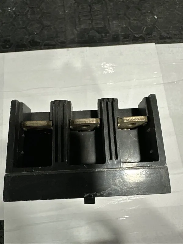Автоматический выключатель GE General Electric 100A Circuit Breaker, 3-Pole, 480 — фото лота 3