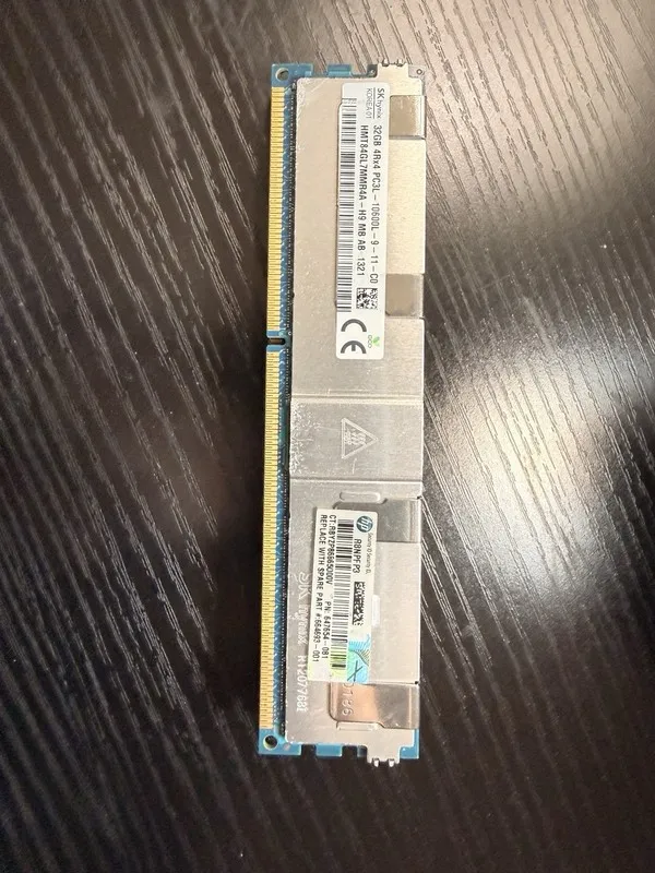 Модуль памяти SK Hynix 32GB 4Rx4 PC3L-10600L HMT84GL7MMR4A-H9 MB AB 331 DDR3 ECC