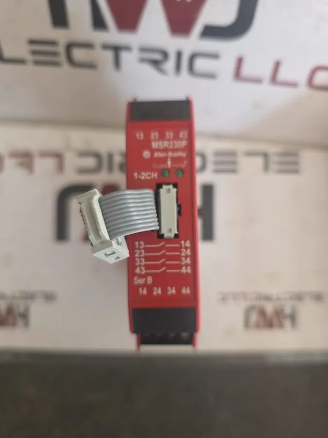 Реле безопасности Allen Bradley 440R-H23180 /B MSR230P Safety Relay 24VDC 2W 3A