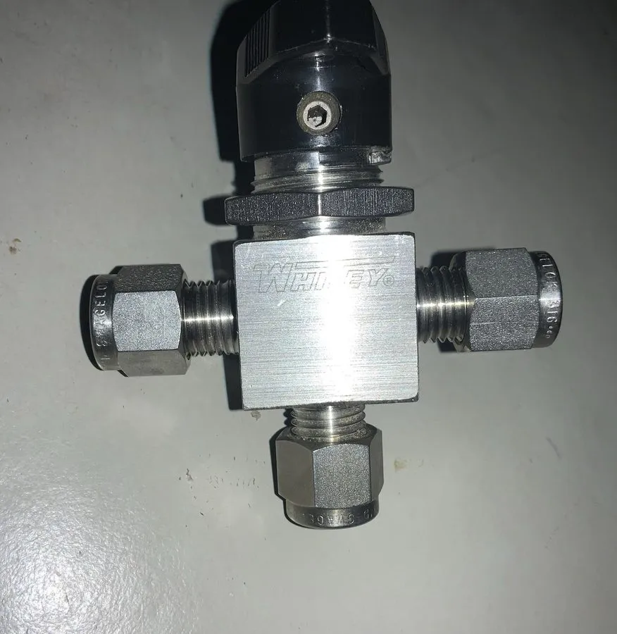 Клапан Whitey Swagelok SS-43XS4 1/4" Ball Valve 2500 PSI Stainless Steel NOD