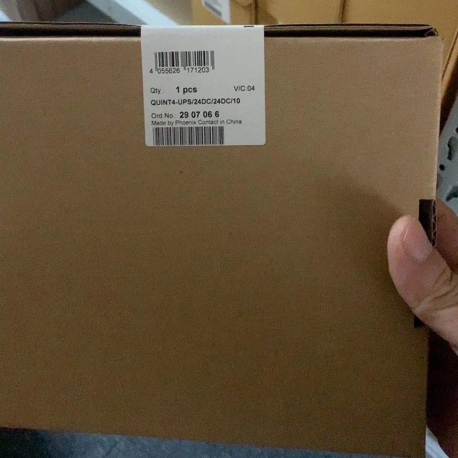 Блок питания Phoenix Contact QUINT4-UPS/24DC/24DC/10 2907066 Power Supply
