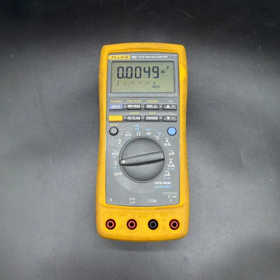 Мультиметр FLUKE 189 TRUE RMS MULTIMETER W/ LEADS & BAG — фото лота 1