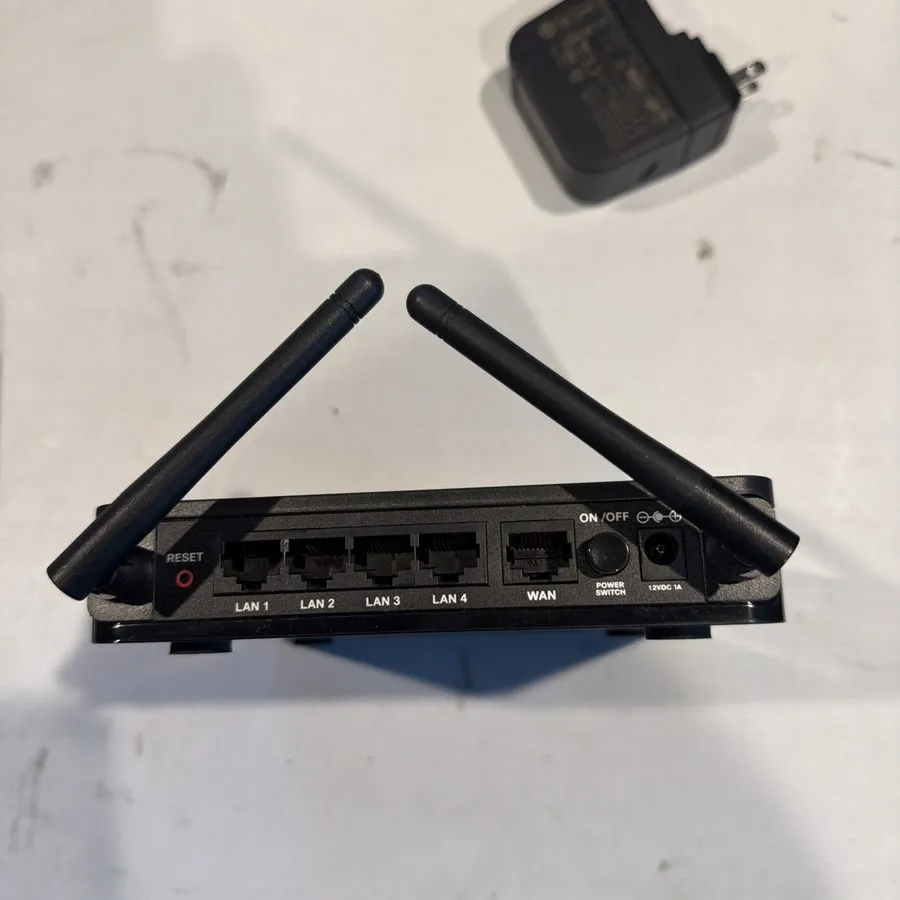 Маршрутизатор Cisco RV180W 800 Mbps 4-Port Gigabit Wireless N Router (RV180W-A-K