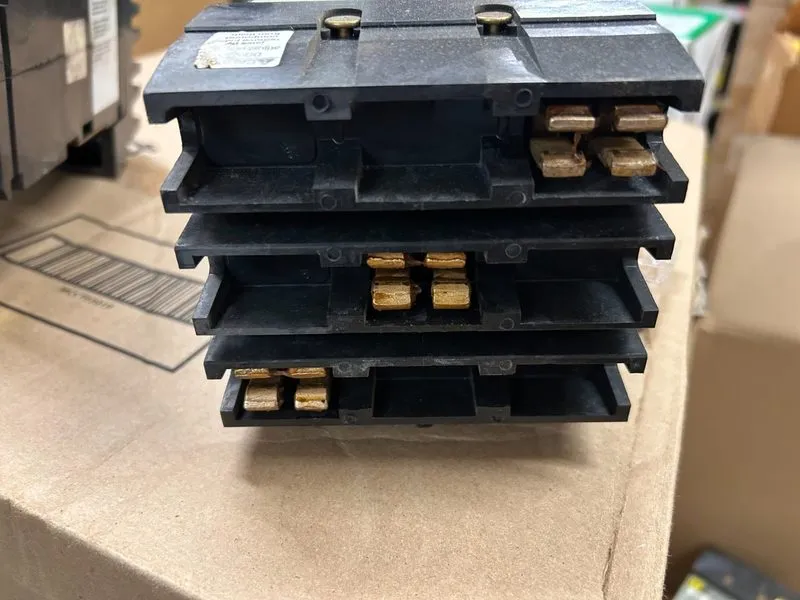 Автоматический выключатель Square D I-line KC34150 150A 3p 480V Circuit Breaker  — фото лота 2