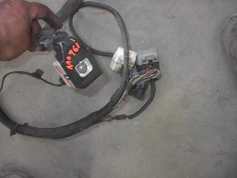 Жгут проводов 2002 Dodge Ram 24v 5.9L Cummins Auto Trans PCM Wiring Harness 5604