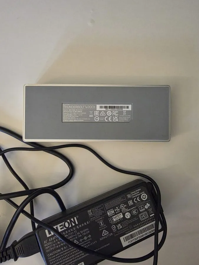 Док-станция Razer Thunderbolt 4 Dock RC21-01690200 (Mercury) 10-Port, 100W, Dual — фото лота 1