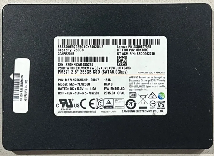 SSD-накопитель Samsung PM871 256GB SSD 2.5" SATA MZ-7LN2560 Health Status Good