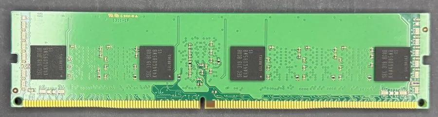Модуль памяти Samsung 4GB DDR4-2133 ECC Registered RDIMM M393A5143BB0-CQB Server — фото лота 1