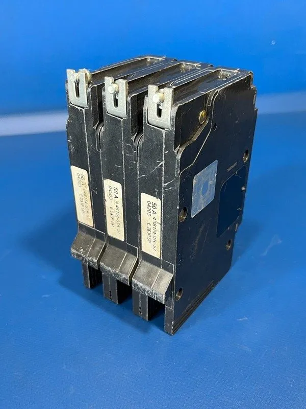 Автоматический выключатель Square D EDB34050 3pole 50amp 480v circuit breaker ty