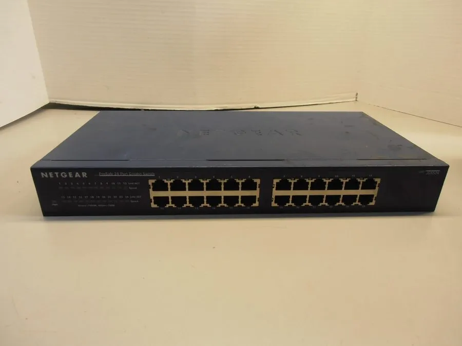Коммутатор NETGEAR ProSafe JGS524 Plus 24-Port Gigabit Rackmount Switch