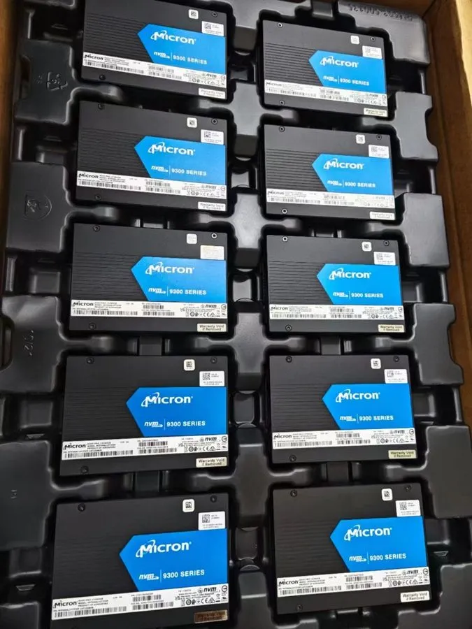 SSD-накопитель Micron 9300 PRO Series 15.36TB SSD 2.5" U.2 PCIe NVME MTFDHAL15T3