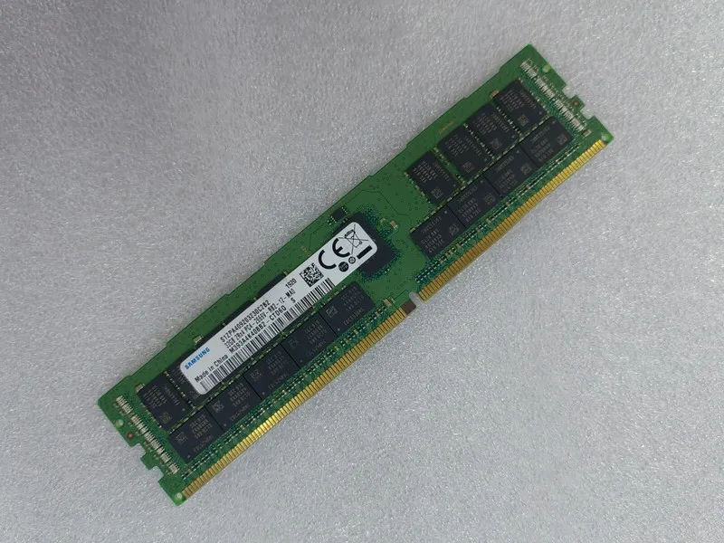 Модуль памяти SAMSUNG 32GB DDR4 2666 2Rx4 PC4-21300 M393A4K40BB2-CTD 288pin Serv