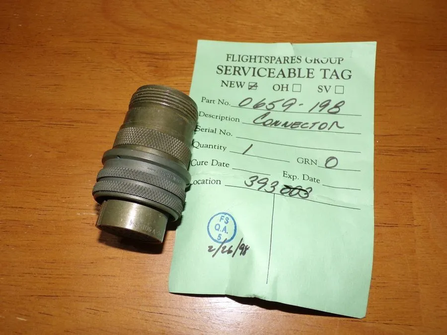 Разъём AMPHENOL MS3106A20-27S CONNECTOR NSNP