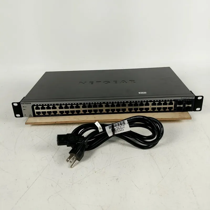 Коммутатор NetGear ProSafe GS748Tv5 48-Port Gigabit Ethernet Switch