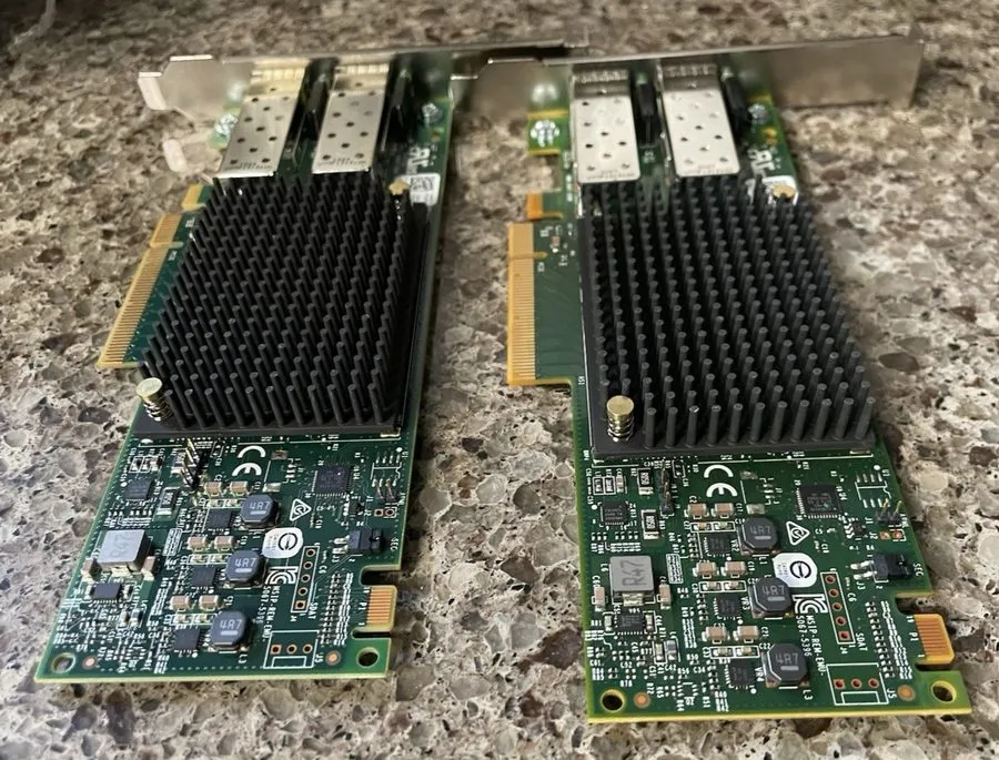 Трансивер Dell Emulex LPE31002 Dual Port 16Gb SFP+ Low Profile — фото лота 1
