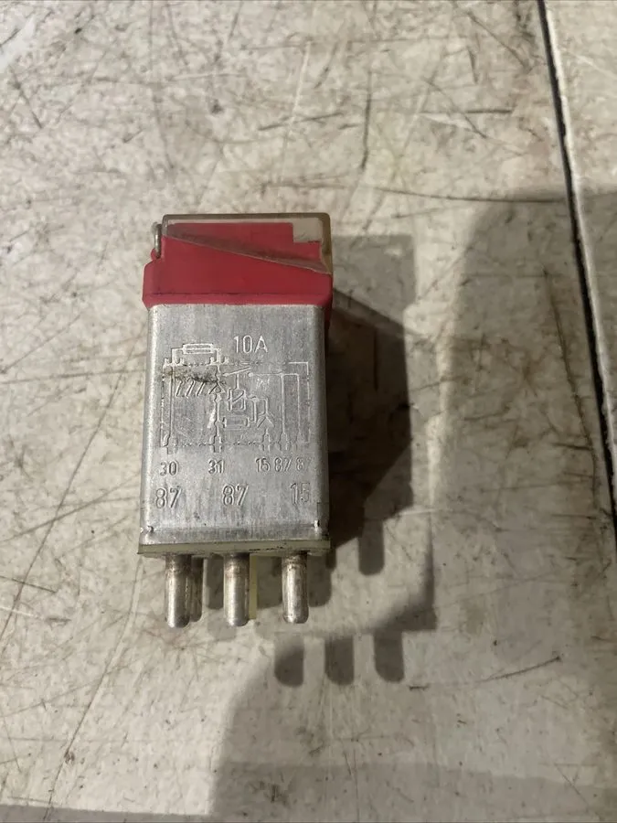 Реле защиты 2015400845, Mercedes W123 W124 W126 W201 Over Voltage Protection OVP