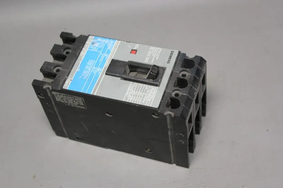 Автоматический выключатель Siemens ED43B060 Sentron Series Circuit Breaker 60A 3