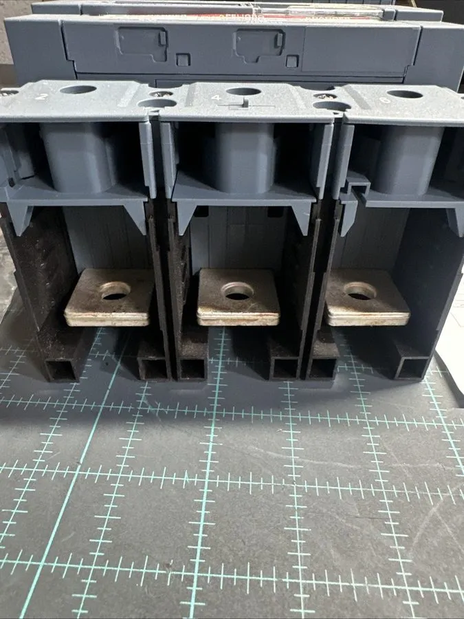 Автоматический выключатель Siemens 3VA6460-5JP31-0AA0 Circuit Breaker — фото лота 1