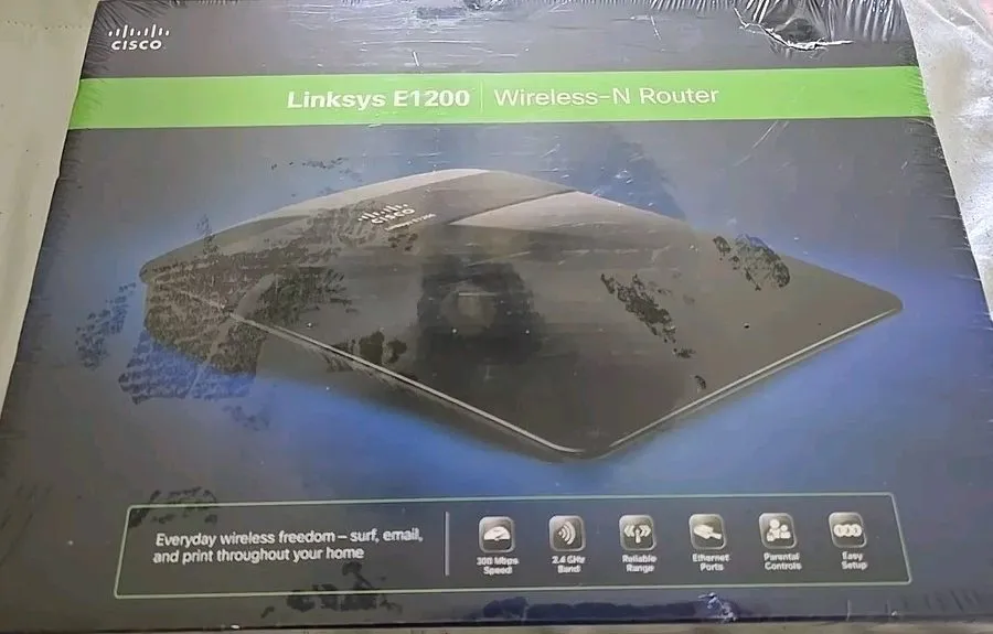 Маршрутизатор Cisco Linksys E1200 Wireless-N300 Wi-Fi Router With 4 Port Switch