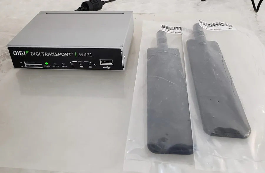 Маршрутизатор Digi Transport WR21-M52B-DE1-SB Cellular Router AC