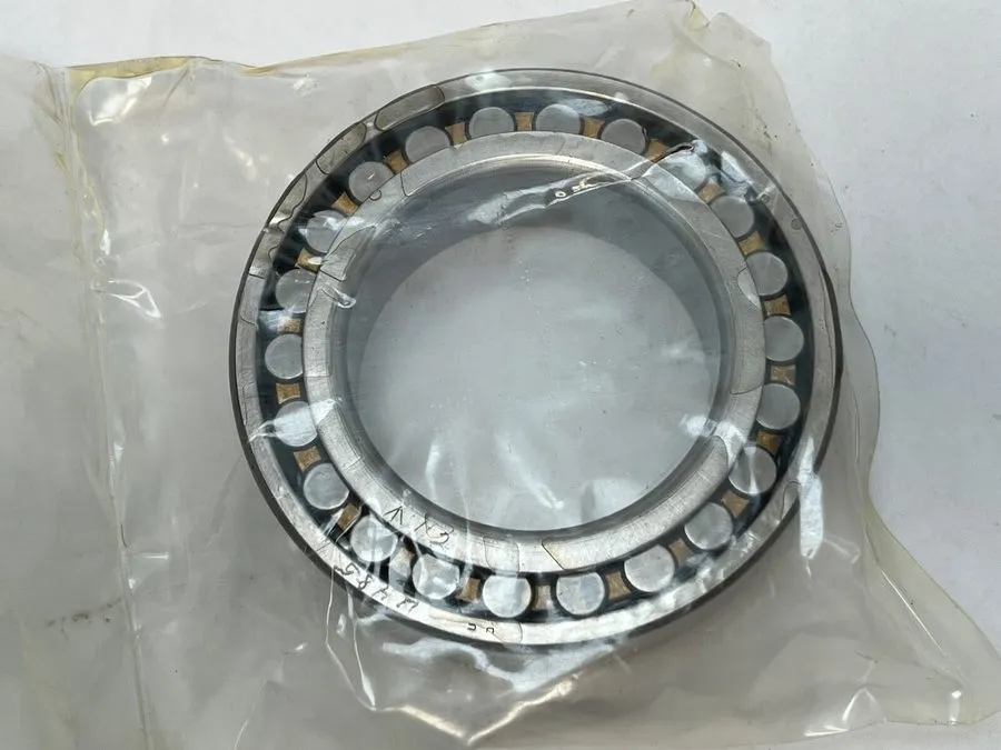 Подшипник SKF NN-3011-AKMC/C4817 Bearing 55x90x26 mm NN3011 NN-3011-A-K-M-P5 C48
