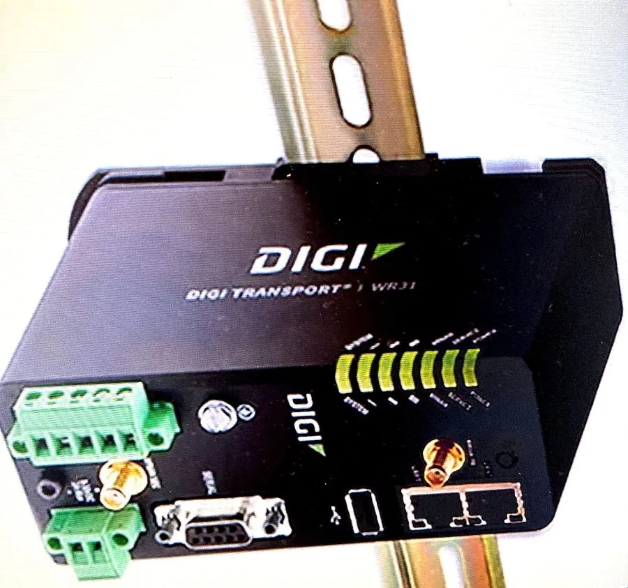 Маршрутизатор Digi Transport WR31-L52A-DE1-TB Cellular Modem/Wireless Router — фото лота 1