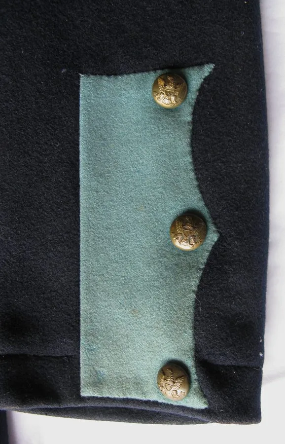 Лабораторный прибор Infantry Dress Coat, 1872 Pattern and pre-1876 Manufacture, — фото лота 2