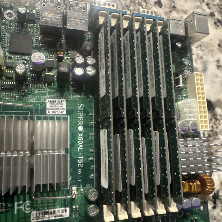 Сервер Super Micro X6DAL-TB2 Server Board W/ RAM, CPU, Video And Audio Cards — фото лота 1