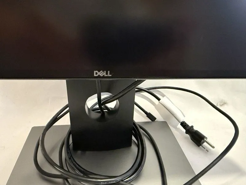 Монитор Dell Ultrasharp U2417H 24" IPS 1920x1080 LCD Backlit Monitor Grade B