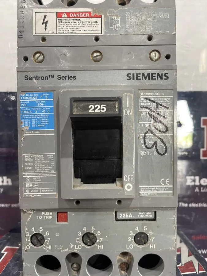 Автоматический выключатель I-T-E Siemens Sentron FXD63B225 225A 3 Pole 600VAC Ci