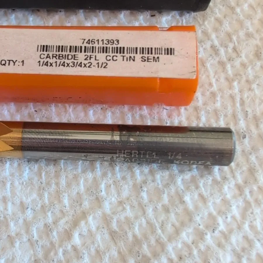 Режущий инструмент Hertel Solid Carbide Corner Chamfer End Mill 2-Flute 1/4" 2-1 — фото лота 1