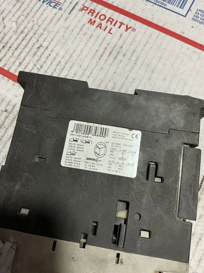Автоматический выключатель Siemens 3RV1031-4GB10 Motor Protection Circuit Breake — фото лота 1