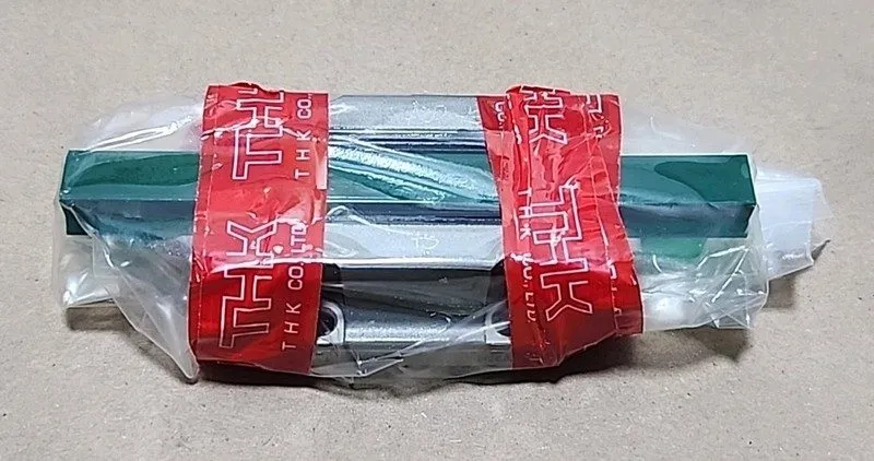 Линейная направляющая THK SHS15C1SSC1(GK) BLOCK Linear Bearing Block FNFP