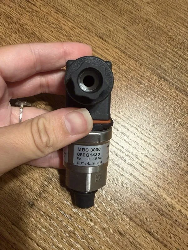 Датчик давления DANFOSS 060G1430 MBS 3000 Pressure Transmitter — фото лота 3