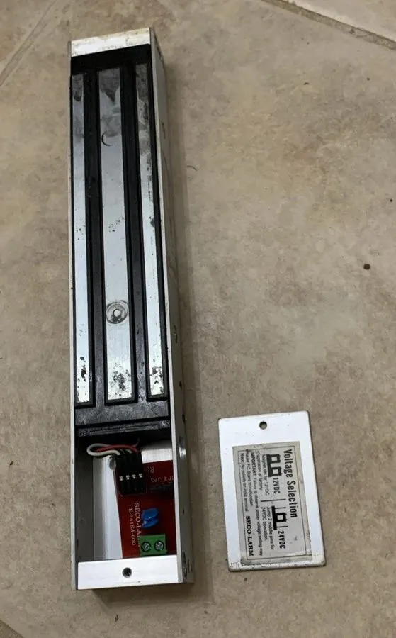 Оборудование видеонаблюдения SECO-LARM E-941SA-600 600lb Electromagnetic Lock No