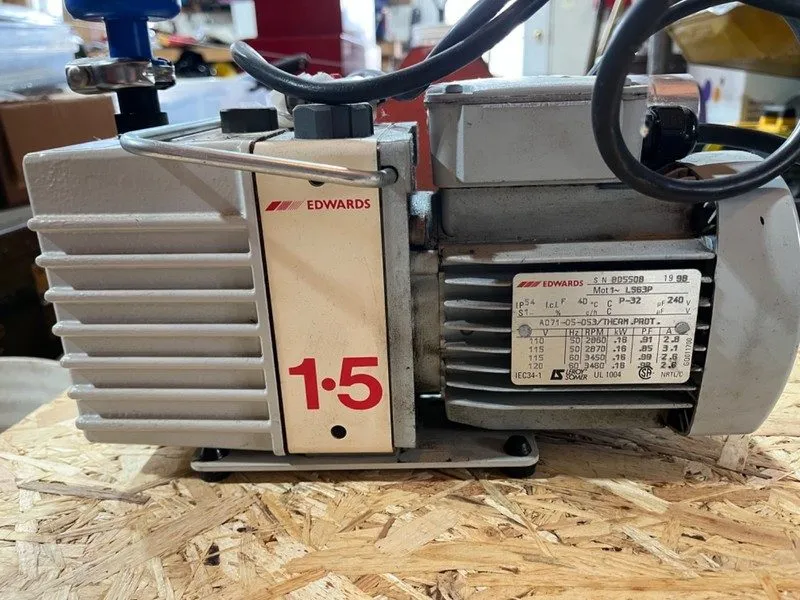 Насос Edwards 1.5 Agilent G1099-80023 Rotary Vane Vacuum Pump A371-24-902 — фото лота 3