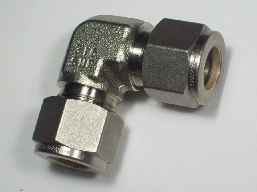 Фитинг 1 Swagelok Stainless Steel Elbow Fitting, 1/2" OD Tube, SS-810-9
