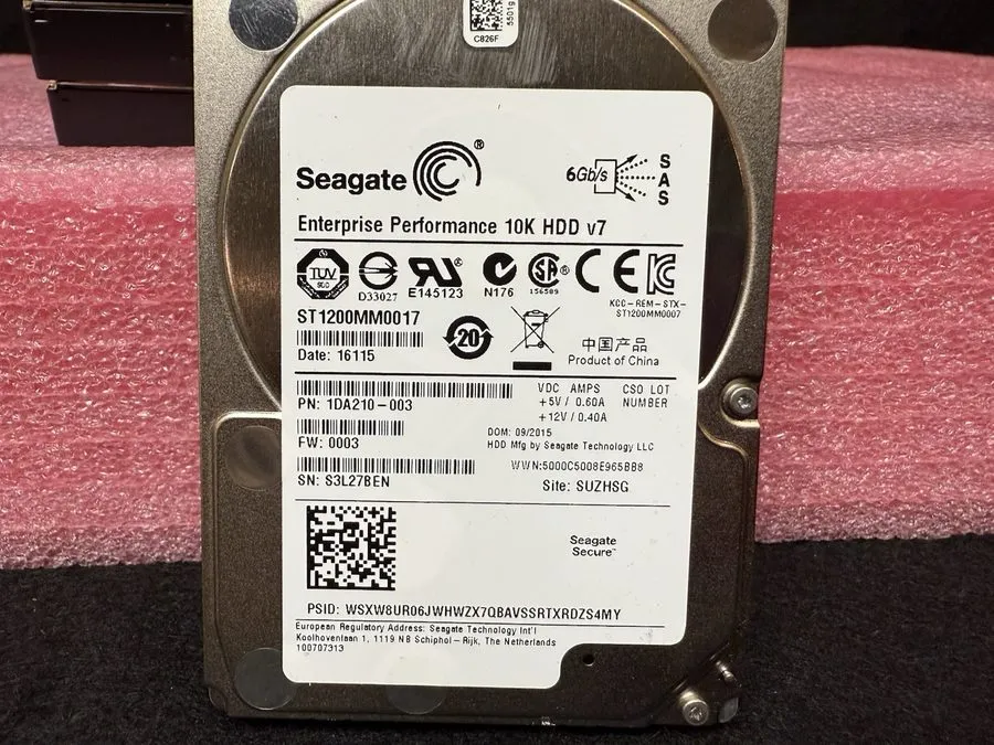 Жёсткий диск SEAGATE NEXSAN 1.2TB 6G 10K SAS HDD DP48V-SP1200G ST1200MM0017 1DA2 — фото лота 2