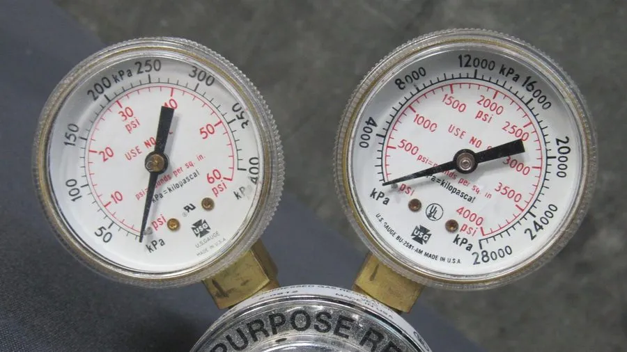Трубопроводная арматура Fisherbrand Compressed Gas Regulator 10-572-1W, 60/4,000