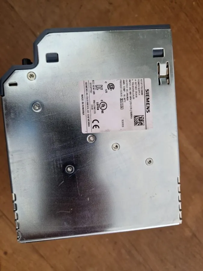 Блок питания SIEMENS 6EP1437-3BA10 SITOP PSU8200 POWER SUPPLY, 24VDC, 40A. 4E-21