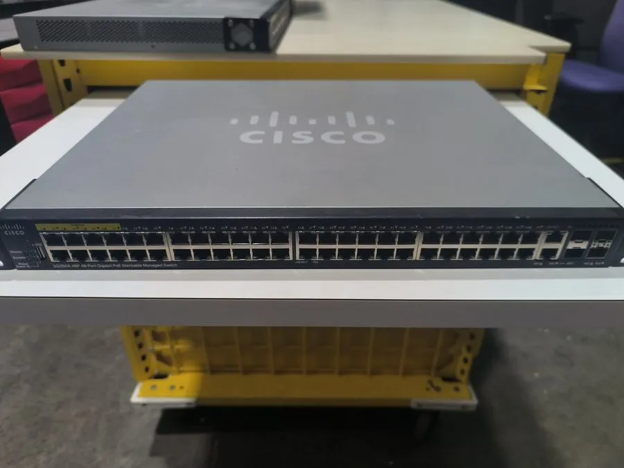 Коммутатор Cisco SG350X-48P 48-Port Gigabit PoE+ Stackable Managed Switch