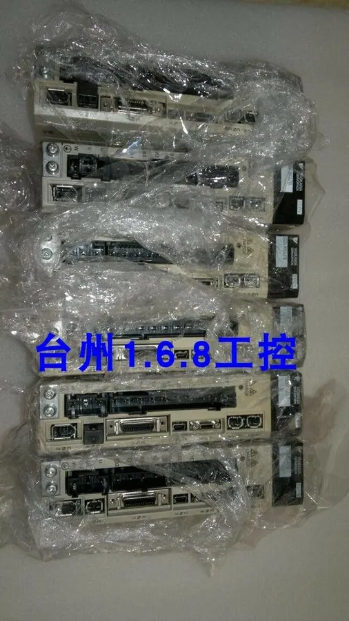 Сервопривод 1PC SGDV-R90A21B Yaskawa Servo Drive