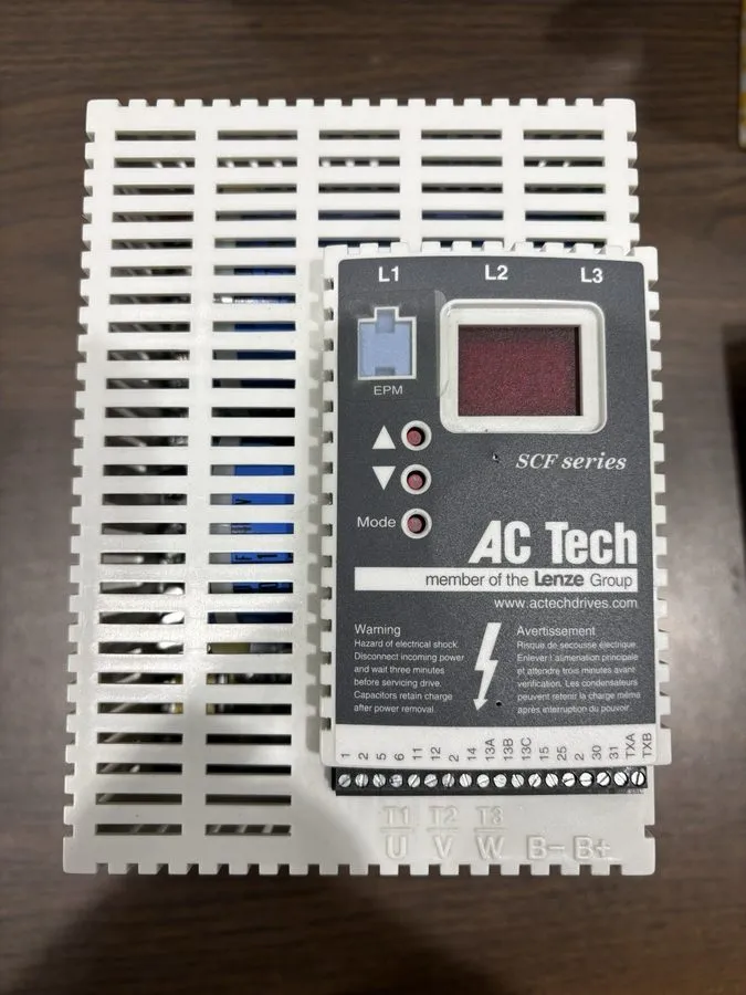 Частотный преобразователь Lenze Ac Tech SF475 Variable Frequency Drive 400/480v-