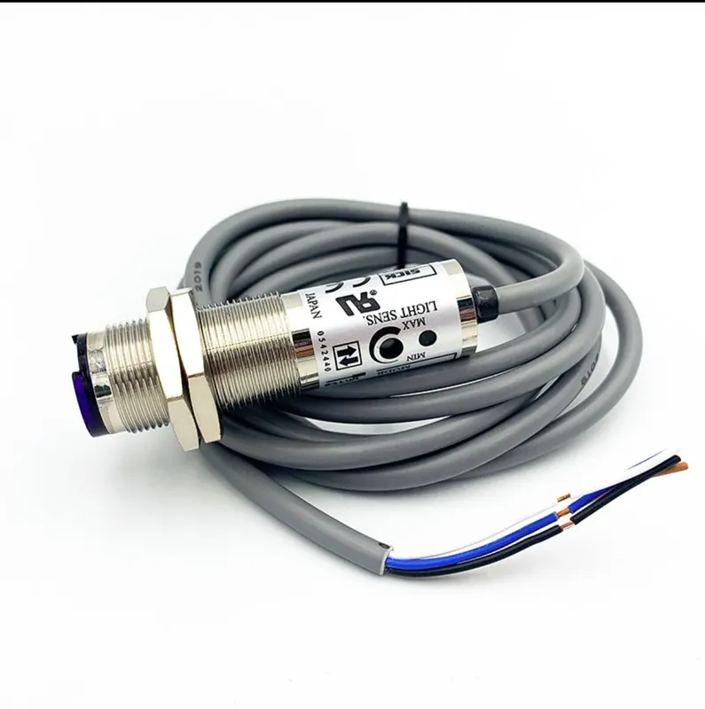 Фотоэлектрический датчик Z SICK Photoelectric switch sensor CRD-300P