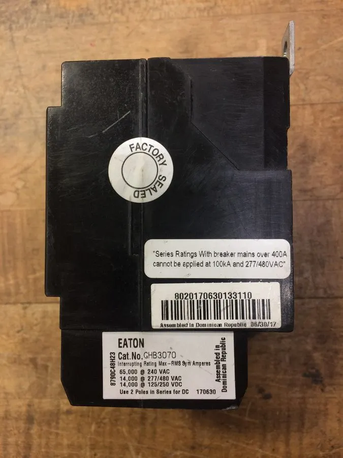 Автоматический выключатель Westinghouse GHB3070 3 Pole 70 Amp 480V AC Circuit Br