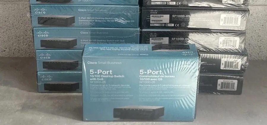 Коммутатор Cisco (SF100D-05) 5-Port 10/100 Desktop Switch with QoS