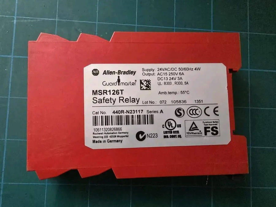 Реле безопасности Allen Bradley MSR126T 440R-N23117 Guardmaster Safety Relay 24V