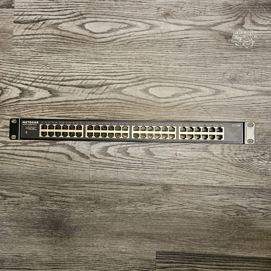 Коммутатор NETGEAR GS348 48-Port Gigabit Ethernet Unmanaged Rackmount Switch
