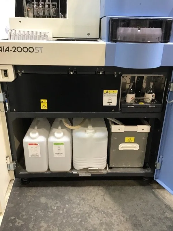 Анализатор TOSOH AIA-2000ST AUTOMATED ENZYME IMMUNOASSAY ANALYZER @ — фото лота 3